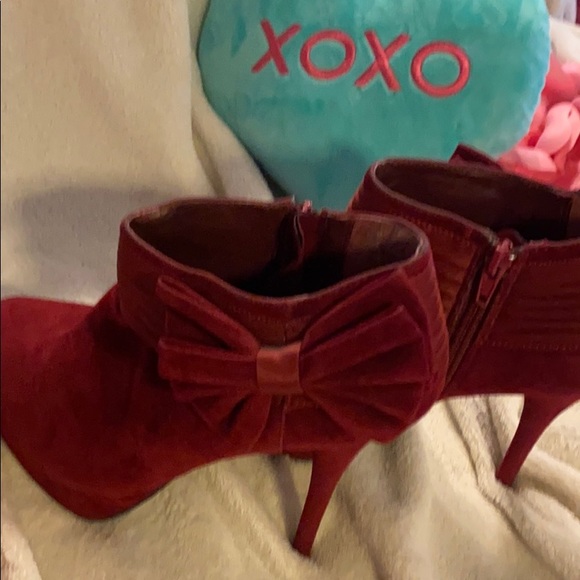 BAMBOO Shoes - Sold to autumnallen562 Bamboo red velvet booties